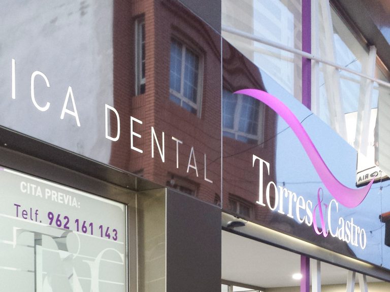 CLÍNICA TORRES Y CASTRO CLÍNICA TORRES Y CASTRO