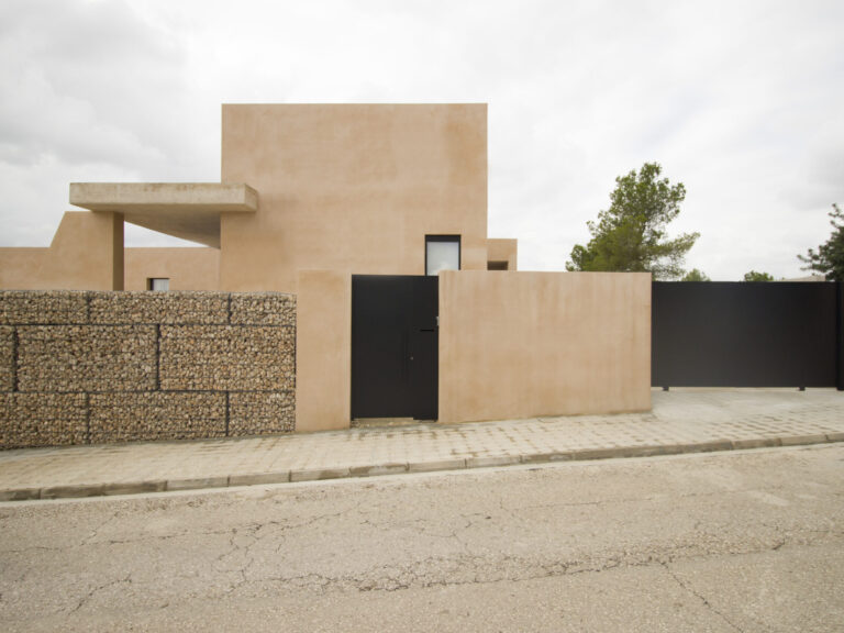 01_CASA MIYA_PORTADA 01_CASA MIYA_PORTADA