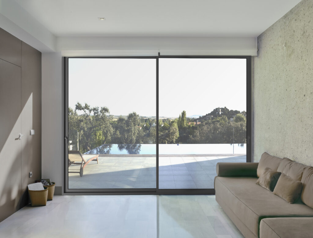 Distribuidor ventanas K-Line en Baleares profesional