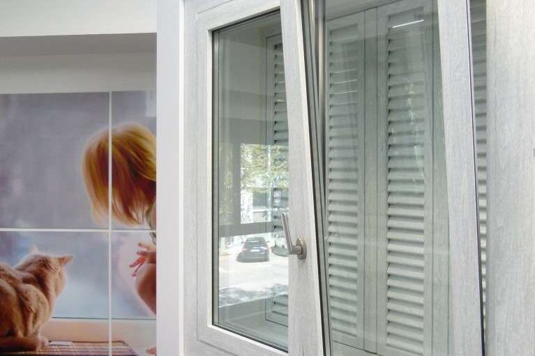 Cambiar las ventanas antiguas en Baleares